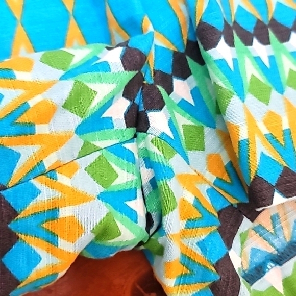 J.CREW WOMEN'S MULTICOLOR GEOMETRIC PRINT LINE BLEND SHORTS SIZE 8 - Picture 8 of 9